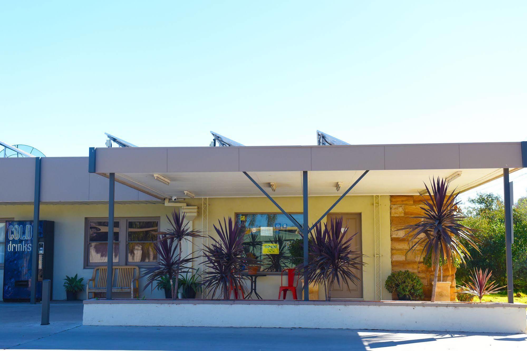 Mia Motel Griffith Exterior photo