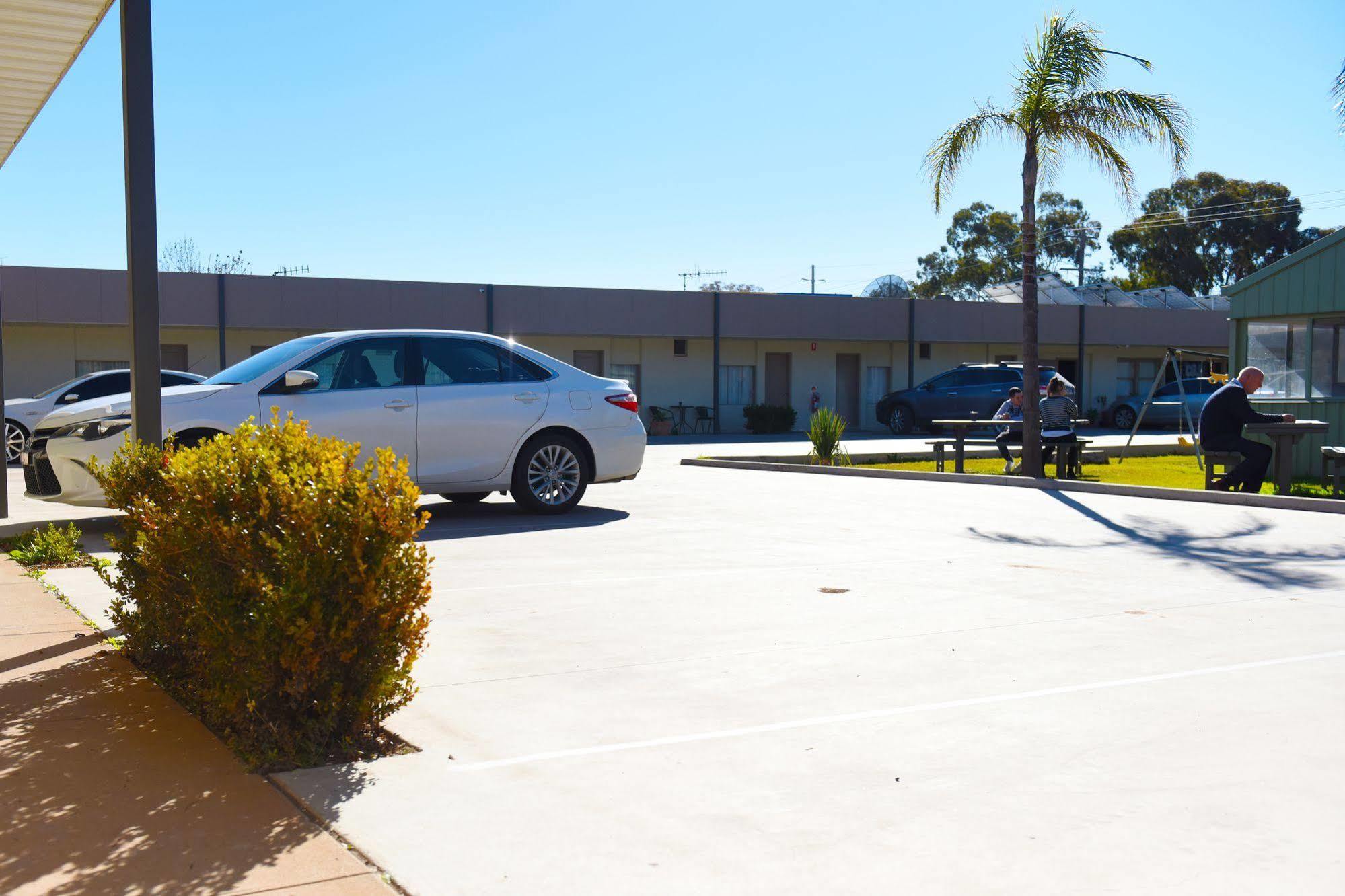 Mia Motel Griffith Exterior photo